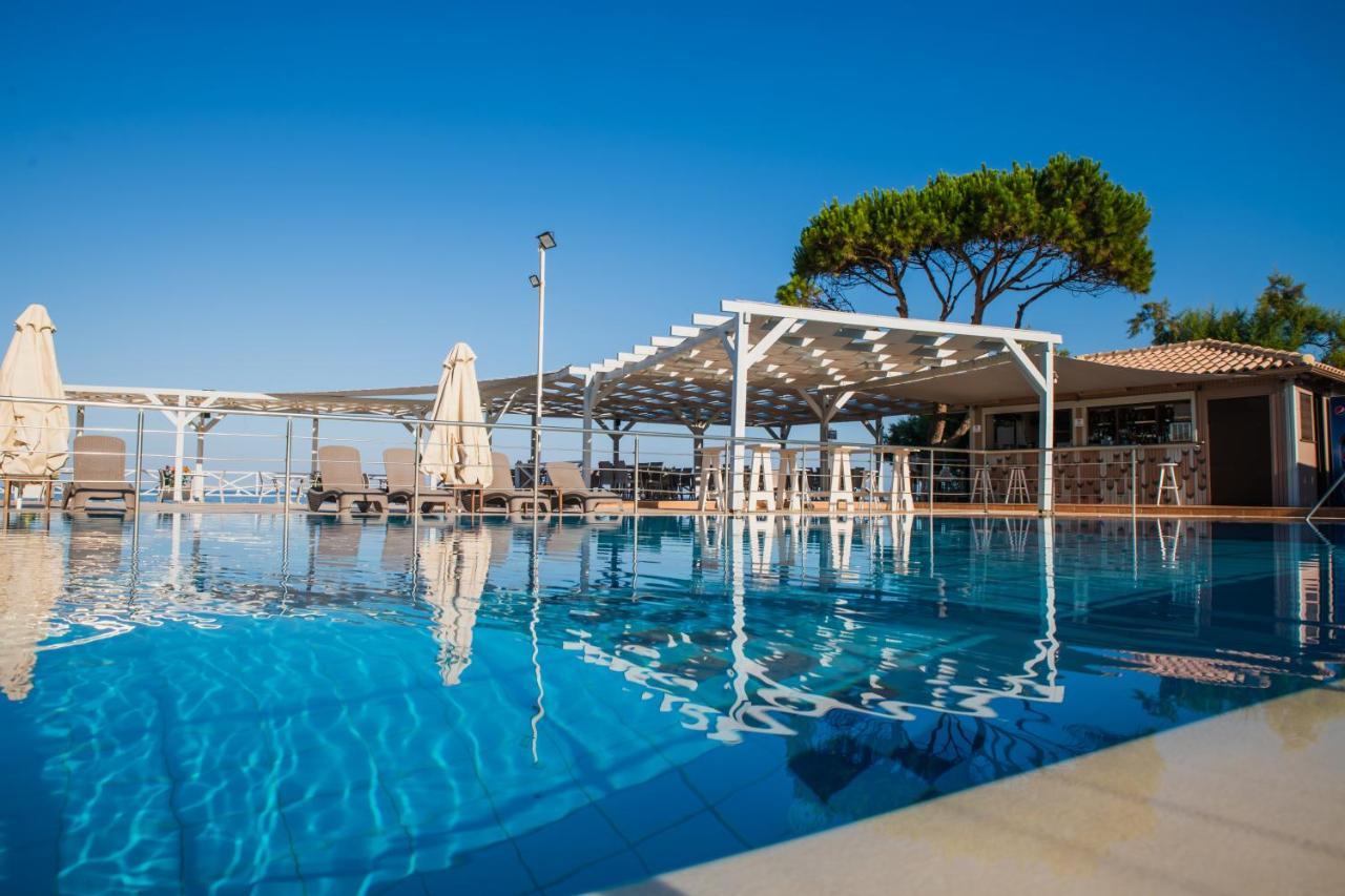 Mesogeios Hotel Marathopoli Exterior photo